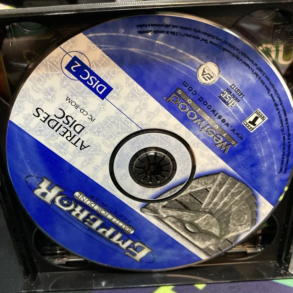 ⭐️⭐️⭐️⭐️⭐️ PC CD-ROM Game - Emperor Battle For Dune - 4 Disc Set *Case Damage*